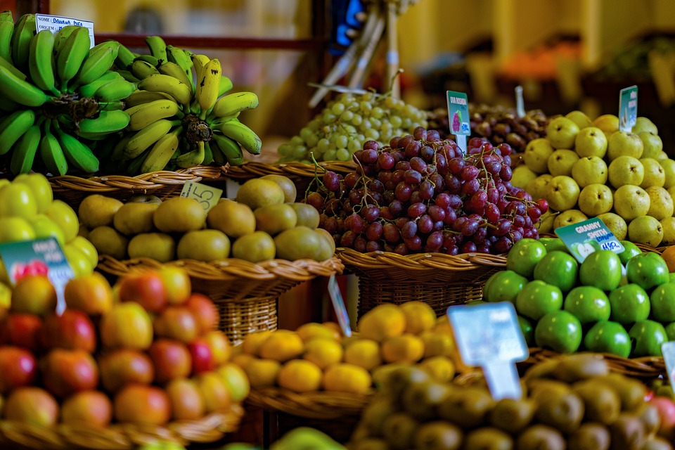 FRUTAS NA BANCA