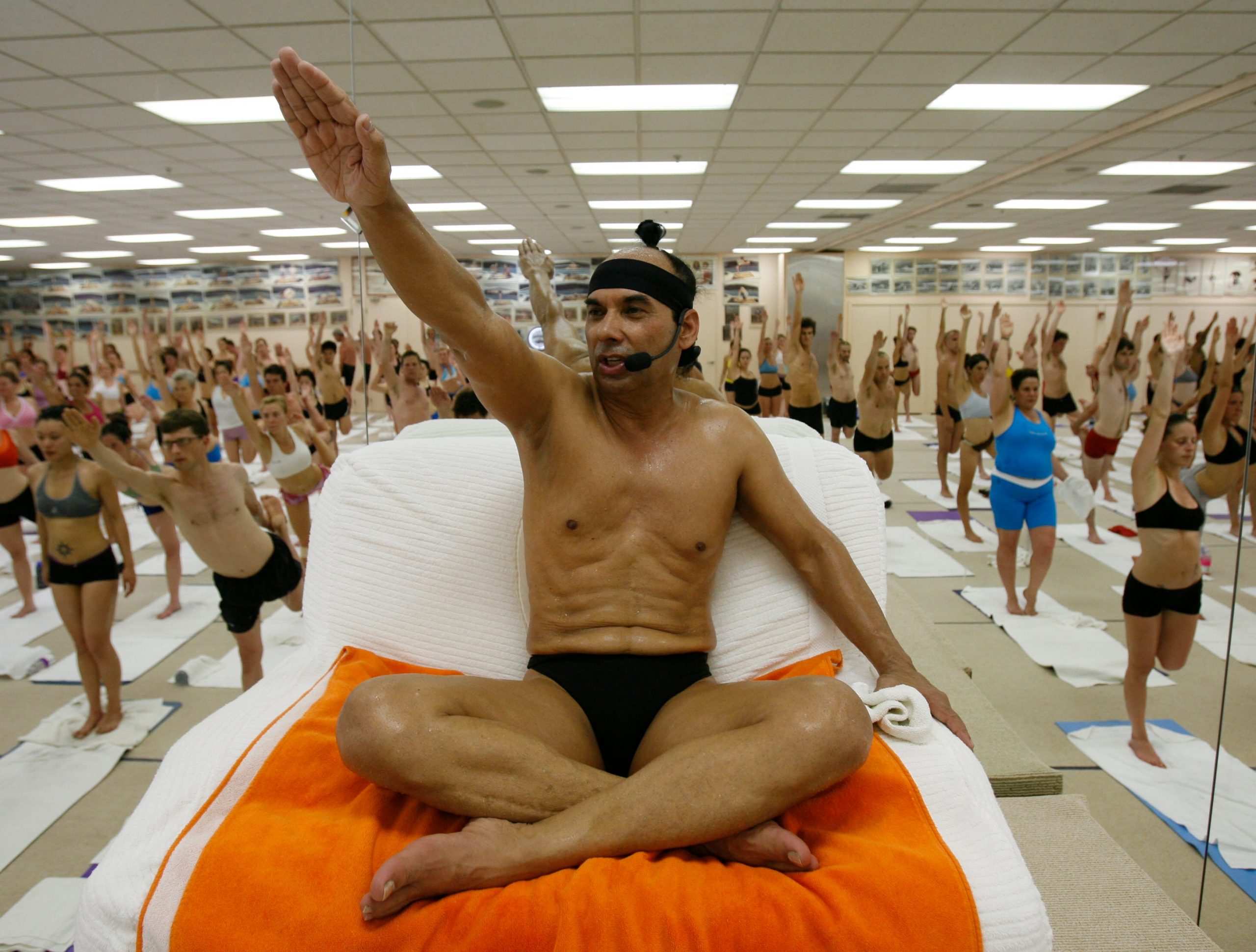 HOT YOGA BIKRAM